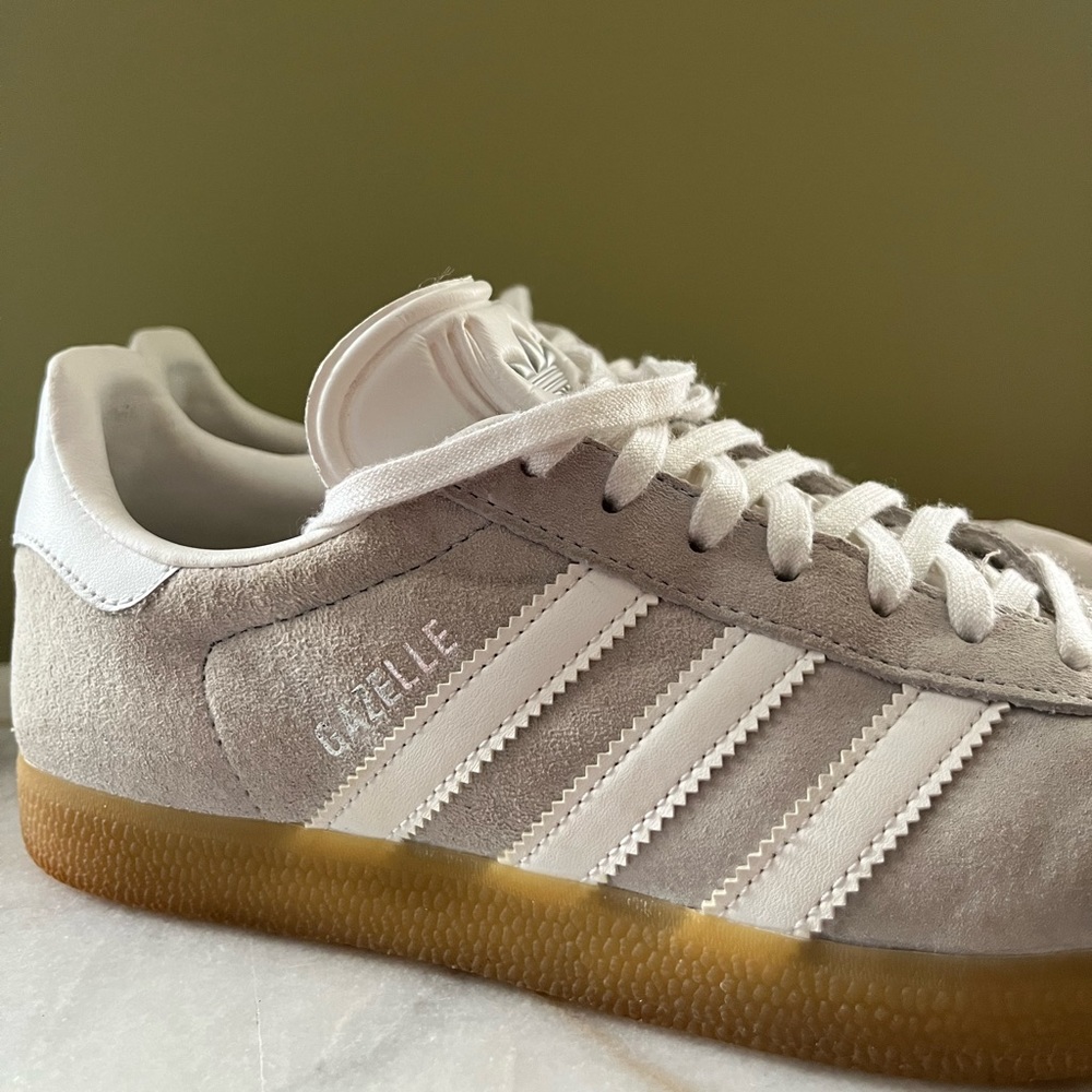 Adidas Gazelle Women’s Size 8